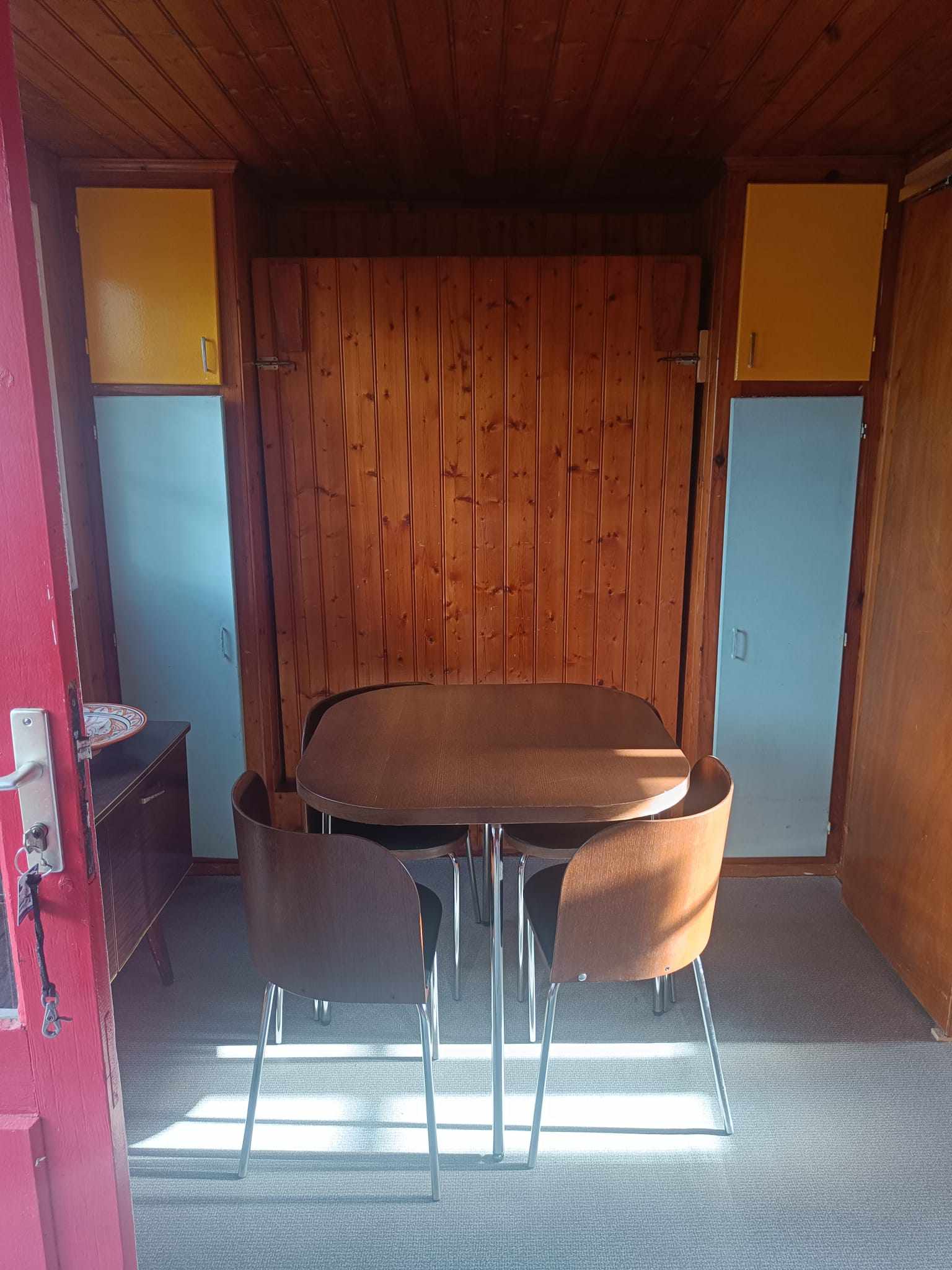 BENGA_SALON