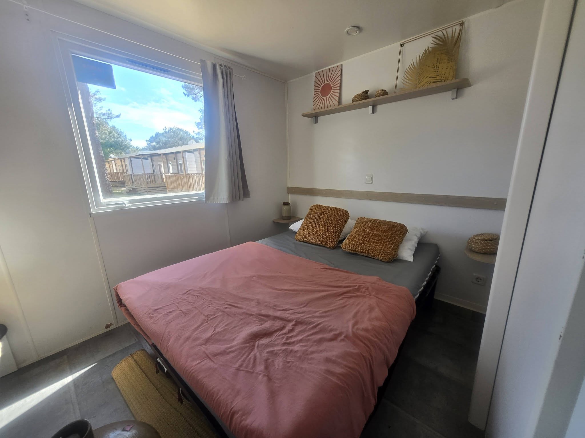 4-CHAMBRE